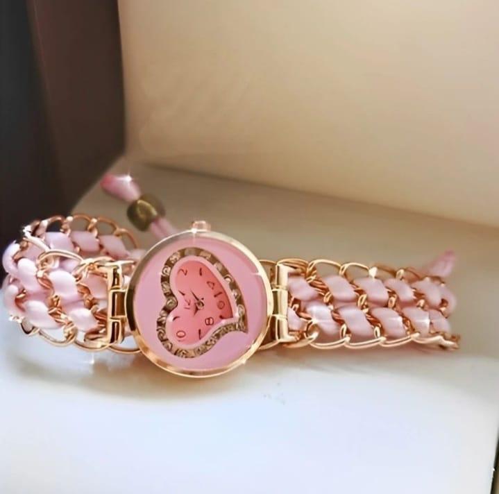 Stylish Woman's Quartz Heart Watch
