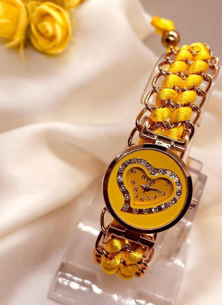 Stylish Woman's Quartz Heart Watch