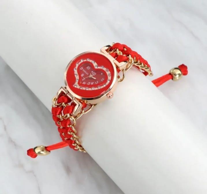 Stylish Woman's Quartz Heart Watch
