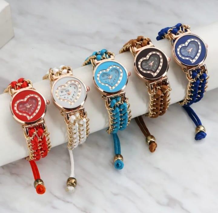 Stylish Woman's Quartz Heart Watch