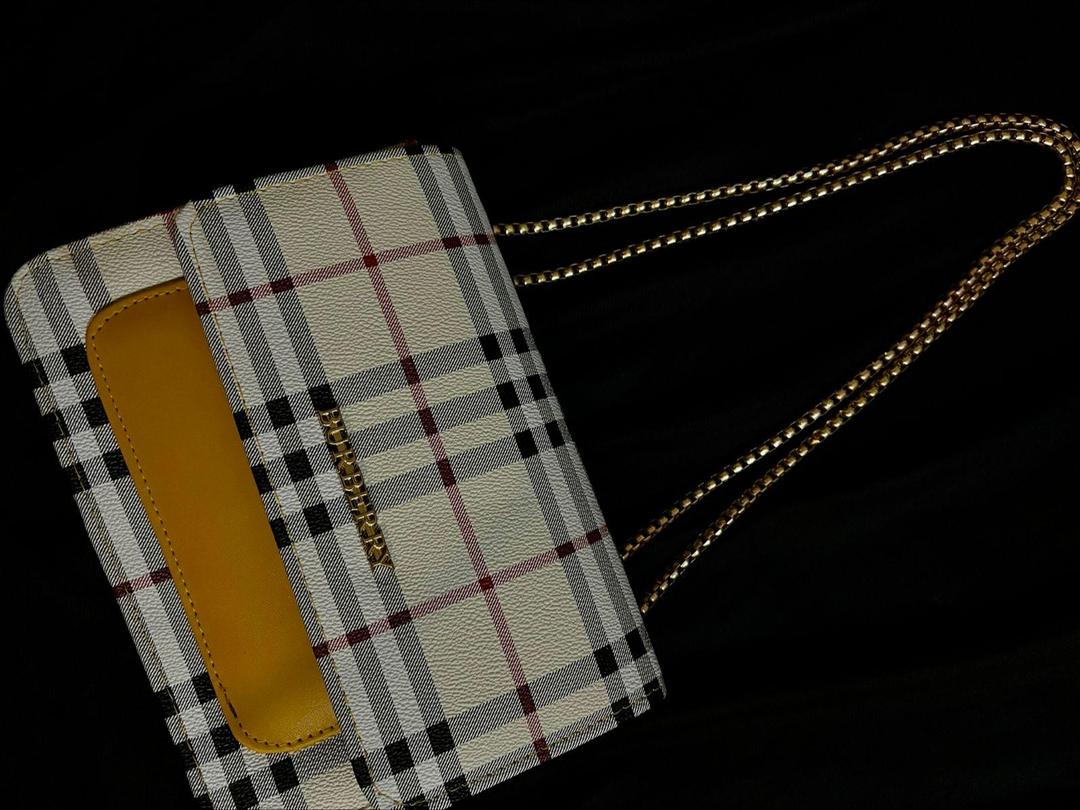 Stylish Woman's Leather hand bag